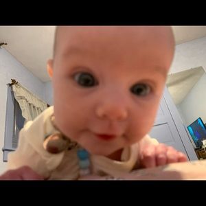 Meet your Posher, Dakota